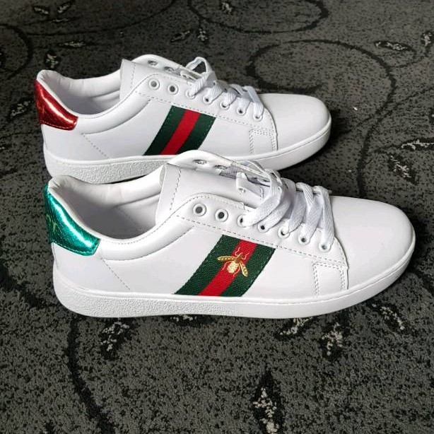 used gucci sneakers